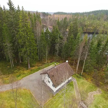 Leonova Cottages *