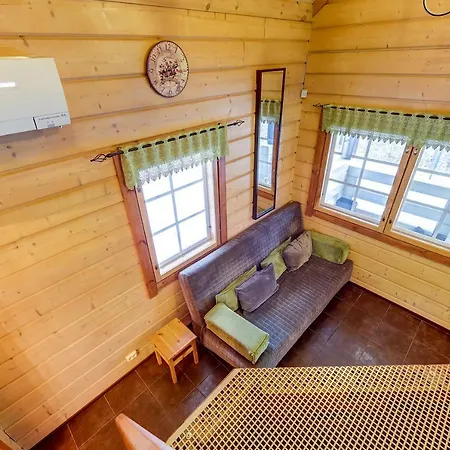 بيت للعطل Leonova Cottages