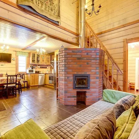 Holiday home Leonova Cottages