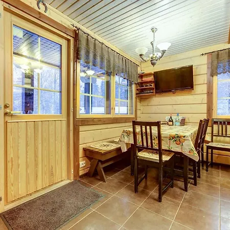 Leonova Cottages بيت للعطل Juva